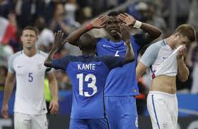 (17) الفرنسي كانتي يجرب حظه بضربة رأس تجاور المرمى. Ø¨Ø¹Ø¯ Ø¨ÙˆØºØ¨Ø§ Ø£ÙØ¶Ù„ Ù„Ø§Ø¹Ø¨ Ø¨Ø§Ù„Ø¯ÙˆØ±ÙŠ Ø§Ù„Ø¥Ù†Ø¬Ù„ÙŠØ²ÙŠ ÙŠØµÙ„ Ù…ÙƒØ© ØµÙˆØ±