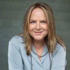 Sandra Honnold's Instagram, Twitter & Facebook