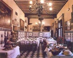 Reportaje de el mundo en su la trinchera 285. Botin Mediterranean Restaurant In Madrid