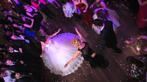 Wie in den oberen abschnitten dargelegt, kommen auf alle beteiligten einer türkischen hochzeit hohe ausgaben zu. Turkische Hochzeit 2019 Und Weitere Hochzeitsbrauche Hier Finden