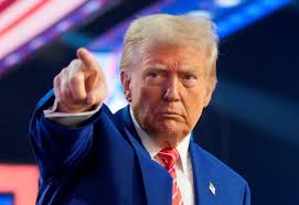 Tổng thống Trump nói thẳng lập trường bằng mọi giá kiểm soát Greenland