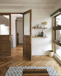 こだわりのオリジナル木製ドア ほのかに泡がまじるガラスとの組み合わせ works hughome hughome88 http hughome net home decor room furniture