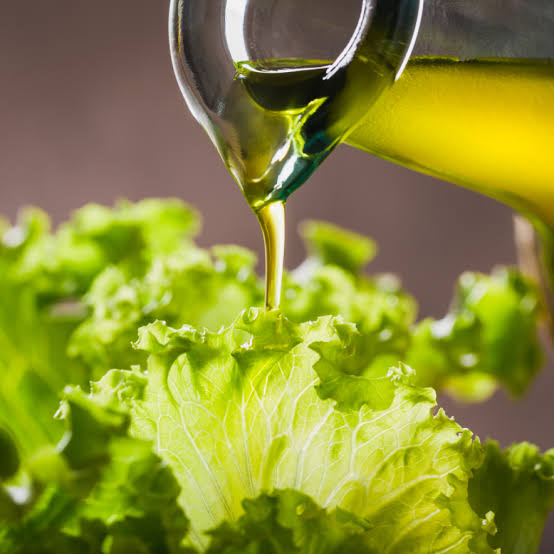 Health Benefits of Cold-Pressed Olive Oil | The Health Insider