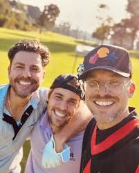 I LOVE YOU SO MUCH!! HAPPY BIRTHDAY BROTHER!❤️😍🥳 @ryangood24