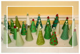 Adventskalender Tannenbaume Vorlage Zum Ausdrucken Und Anleitung Adventskalender Basteln Vorlagen Adventkalender Basteln Adventskalender Basteln