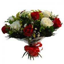 Resultado de imagem para buque de rosas vermelhas