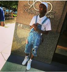 My Favorite Rapper Has All The Money To Buy All The Things I Want