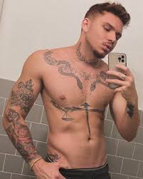Axhel - Male Escort, Gay massage - Tampa | Rent.Men