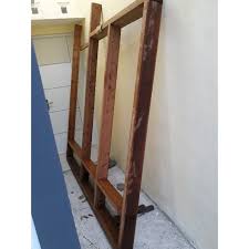 Kualitasnya bersaing dengan kayu jati dan sering menjadi alternatif kayu jati yang harganya mahal. Kusen Jendela Dan Kusen Pintu Bahan Kayu Bengkirai Shopee Indonesia