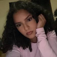 Why do Juicy Couture tracksuits not fit well for all body types?