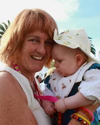 Liesl Tesch's Instagram, Twitter & Facebook