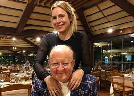 Massimo boldi is in marte. Massimo Boldi Lascia La Compagna Irene Fornaciari Un Atto Di Onesta Corriere It