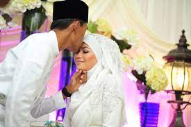 Contextual translation of till jannah into malay. May Our Marriage Be Blessed Till Jannah Amin Malaywedding Azuracouture Malay Wedding Marriage Fashion
