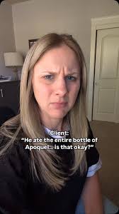 Please call your vet IMMEDIATELY 😬, #veterinarian #vetmed #vettech  #veterinarylife #vettechlife #veterinarydermatology