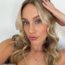 Byron Bay sisters make $46,000 in just four days after releasing a hyd