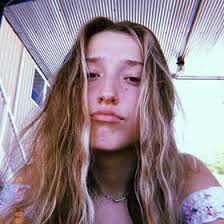 Avery Cook (averyadellecook)