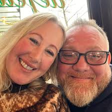 I can rattle the Aussies from sitting