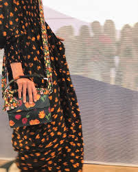 4 394 Likes 15 Comments Ganni Ganni On Instagram Beacon Maxi Dress And Gallery Bag Captured By Saniaclausdemina At The Ss18 S Maxi Dress Dresses Ganni