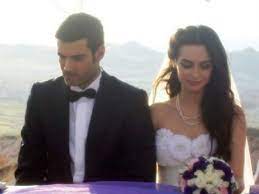 İşte birce akalay'ın hepinizi şok edecek yıldan yıla değişimi. Murat Unalmis And Birce Akalay Dating Gossip News Photos