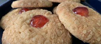 If you (or your kids) prefer shortbread cookies with icing, then i suggest preparing a batch of royal icing and getting creative! 4 Most Popular Scottish Cookies Tasteatlas