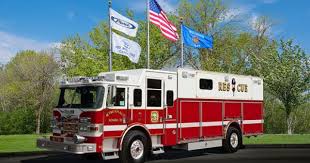 Aetna Hose Hook And Ladder Of Newark De 22443 Fire Trucks Fire Rescue Fire Dept