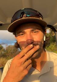 Sammy G (@talking_t_with_sammyg)