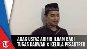Alvin memiliki seorang adik kandung bernama muhammad amer adzikro. Muhammad Alvin Faiz Dan Muhammad Ameer Azzikra Bagi Bagi Tugas Untuk Dakwah Dan Kelola Pesantren Youtube