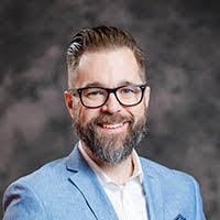 Ginger Francisco's Instagram, Twitter & Facebook