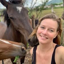 Volunteering before traveling again