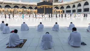 استعرضت الرئاسة العامة لشؤون المسجد الحرام والمسجد النبوي خططها لموسم شهر رمضان المبارك للعام الحالي 1442هـ، وذلك خلال مؤتمر صحفي عن بُعد، اليوم الأحد. Ø§Ù„Ù…Ø³Ø¬Ø¯ Ø§Ù„Ø­Ø±Ø§Ù… ÙŠØ³ØªÙ‚Ø¨Ù„ 920 Ø£Ù„Ù Ù…ØµÙ„ Ùˆ408 Ø¢Ù„Ø§Ù Ù…Ø¹ØªÙ…Ø±