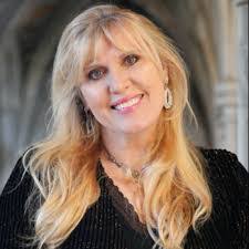 Ingrid Duke's Instagram, Twitter & Facebook