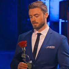 So, do you ever think about getting married? Bachelor Wer Kriegt Niko Grieserts Letzte Rose Finale Im Live Ticker Tv