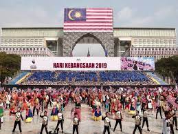 Telah matang bersama jatuh bangun onak duri yang terpaksa diredahi demi mengenggam kemakmuran untuk waris akan datang. Persembahan Menarik Warnai Sambutan Hari Kebangsaan Ke 62