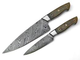 Epingle Sur Knives And Swords