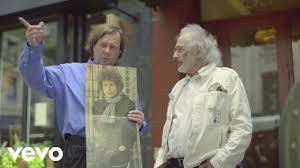 Dylan was only 24 when he made blonde on blonde but he was already singing with the serene wisdom of a man at least twice his age. Bob Dylan The Story Of The Blonde On Blonde Album Cover Digital Video Youtube
