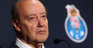 Mr pinto da costa, 75, narrowly defeated the candidate from. Thank God Danilo Has Not Broken A Leg Porto President Slams Salah For Challenge On Danilo Tribuna Com