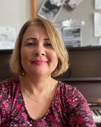 We excitedly welcome a vibrant, talented teacher to our staff, namely Mrs  Adele Newman! Mrs Newman will be teaching piano, recorder, theory of music  and she will also assist in piano accompaniment.