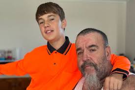 Fundraiser for Robert Hughes by Luana Towney : Help Bob and Jkobi get a  family car.