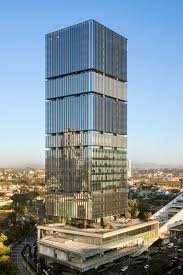 Primera aplicación enfocada al caballo criollo colombiano. Andares Corporate Sordo Madaleno Arquitectos Archdaily