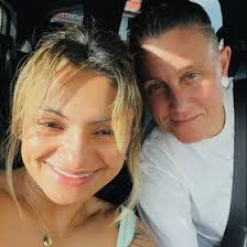 Amanda Santoro's Instagram, Twitter & Facebook