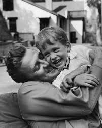 Michael Douglas His Father Kirk Born Michael Kirk Douglas In New Brunswick New Jersey 1944 Kirk Douglas Father S Day Specials Celebrity Dads