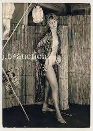 NUDE WOMAN IN PLASTIC COAT / NACKTE FRAU IM PLASTIK MANTEL * Vintage 50s  Photo | eBay