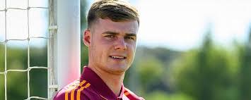 William Gomes's Instagram, Twitter & Facebook