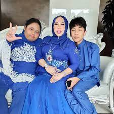 Bekas suami dato sri vida tuntut harta sepencarian lepas gagal dapat hak penjagaan cik b dan kacak. Saya Masih Terkejut Dan Keliru Dato Seri Vida Mohon Diberi Ruang Isu Tuntutan Hadhanah Bekas Suami Hot Fm