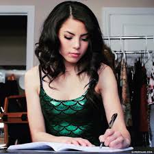 Résultat de recherche d'images pour "anna akana"