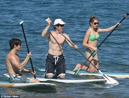 His assets include a 17,000 square foot mansion located in river oaks, which is valued at over $10.5 million and where he resides with his family, as well as a luxury yacht. Omg Televangelist Joel Osteen Shows Off His Heavenly Physique On The Beach Daily Mail Online