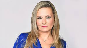 CRÍTICA: "Bajo el mismo cielo" (Telemundo, 2015)