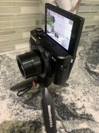 Canon G7x Mark 2 Comes With A Brand New Tripod The Battery The Charger No Memory Card Camera Works Great Gr Best Vlogging Camera Vlogging Camera Cannon Camera