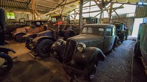 Dessins anciens 25 mars 2021. Aire Sur La Lys Une Impressionnante Collection De Vieilles Voitures Aux Encheres Ce Dimanche