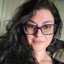 Lori Zych's Instagram, Twitter & Facebook